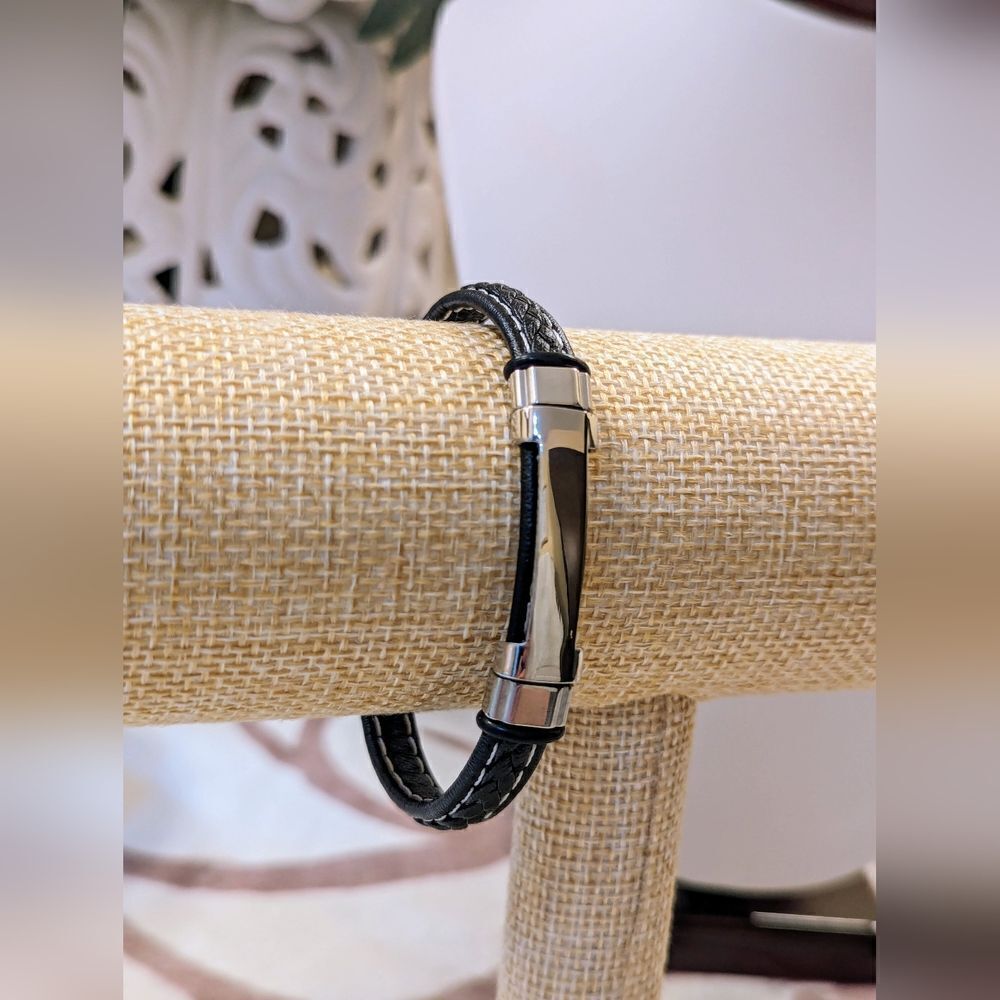 NWOT Men's Braided Black Leather & Stainless Steel Bracelet.